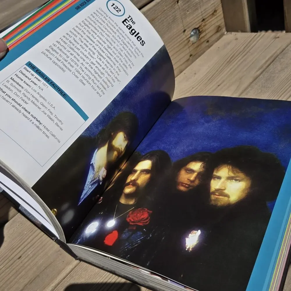 500 Rock Bands: A Line up of the 500 Best - Hardcover, by‎ Joanne Huffa - Good